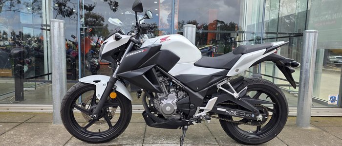 2015 Honda CB300F ABS (CB300FA) CB300 White