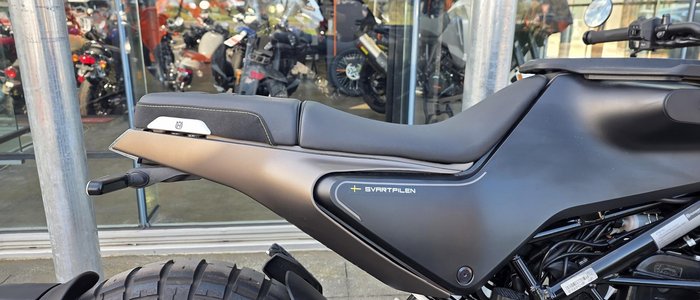 2022 Husqvarna SVARTPILEN 401 Svartpilen 401 Black