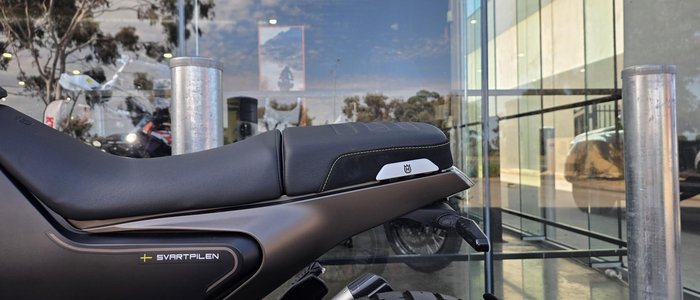 2022 Husqvarna SVARTPILEN 401 Svartpilen 401 Black