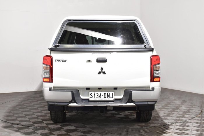 2022 Mitsubishi Triton