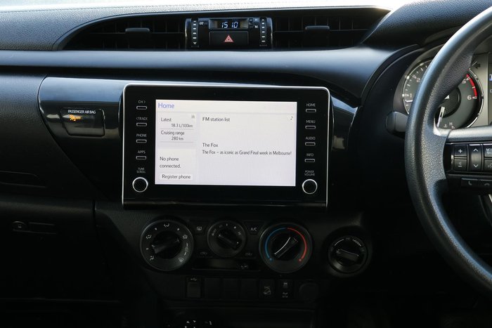 2021 Toyota Hilux 18