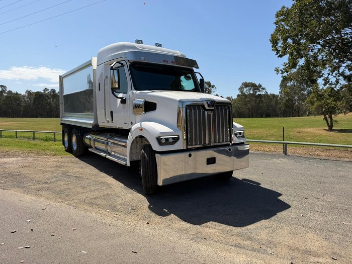2023 Western Star 48X