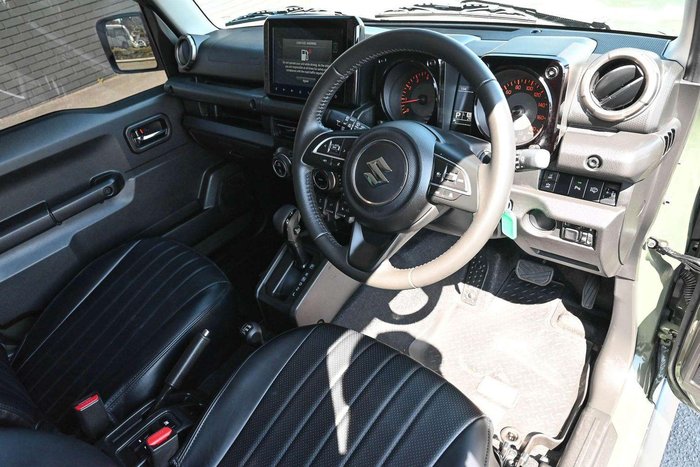 2025 Suzuki Jimny