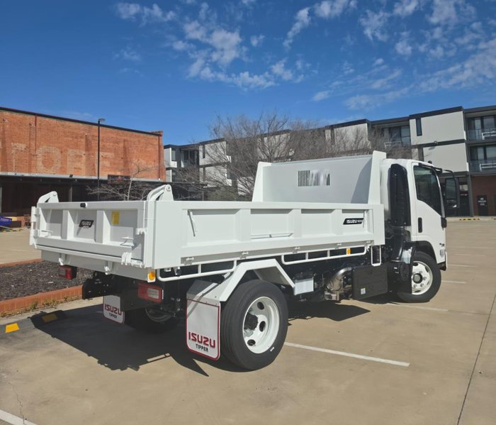2026 Isuzu N Series NQR 88/80-190 AM D38 Tipper