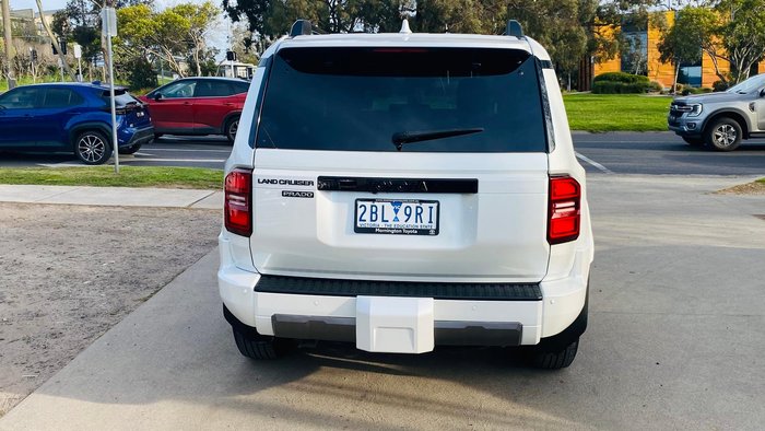 2024 Toyota Landcruiser Prado VX
