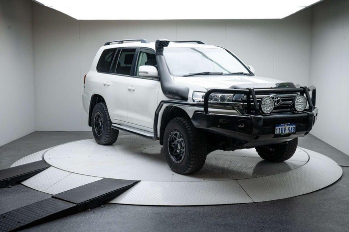 2018 Toyota Landcruiser
