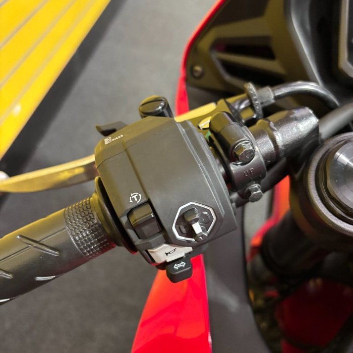 2025 Honda CBR650RAC Red