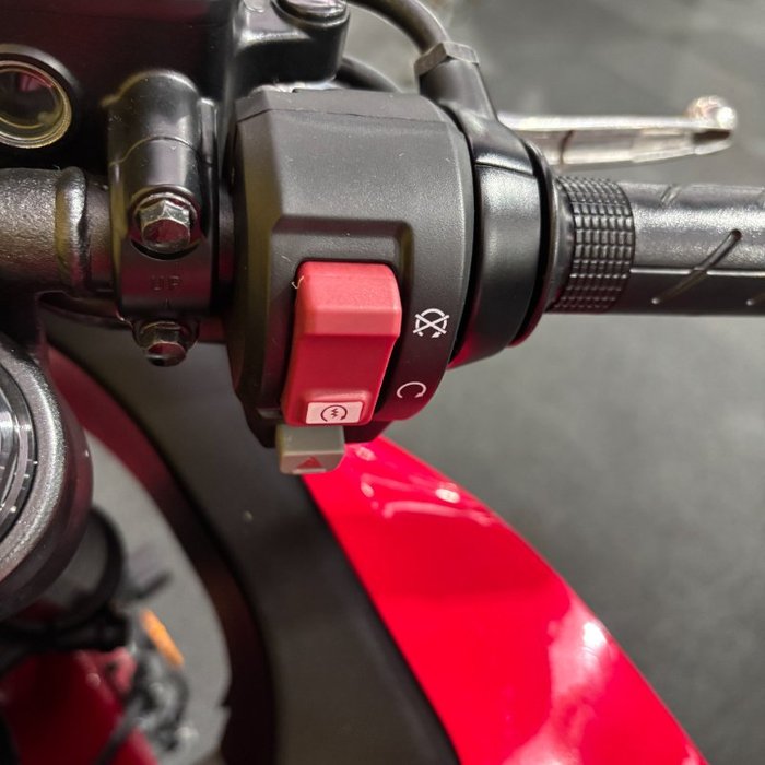 2025 Honda CBR650RAC Red