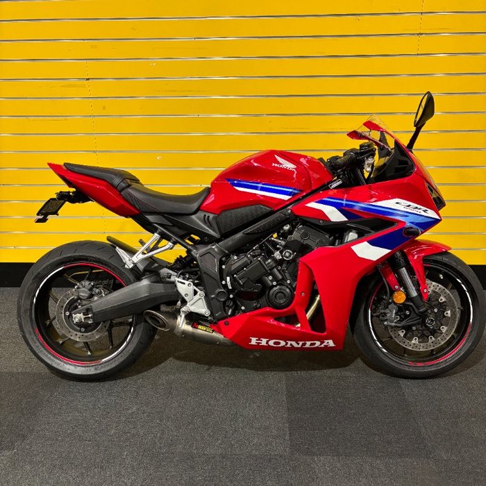 2025 Honda CBR650RAC Red