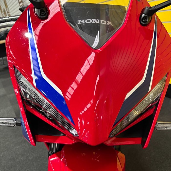 2025 Honda CBR650RAC Red