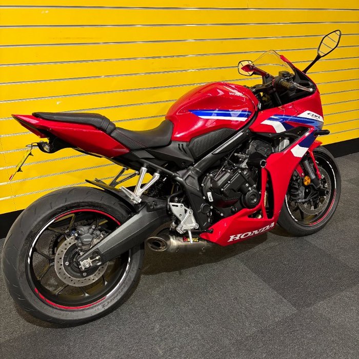 2025 Honda CBR650RAC Red