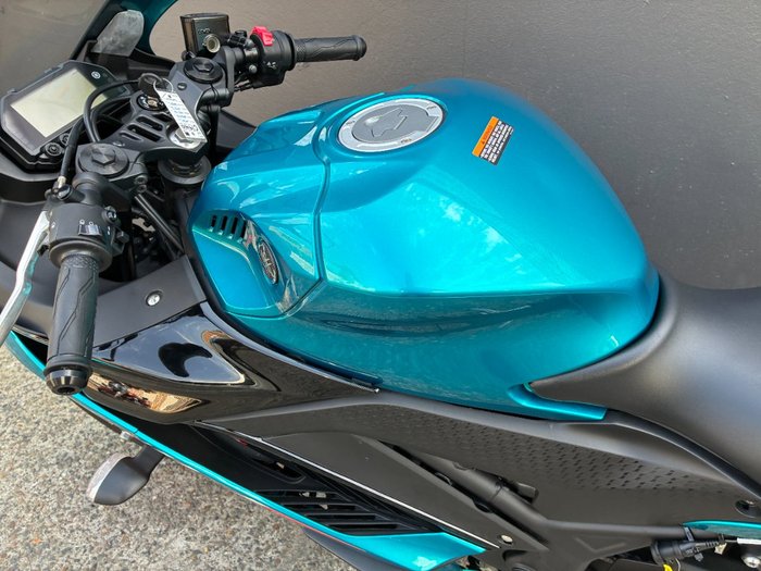 2020 Yamaha YZF-R3 BLUE