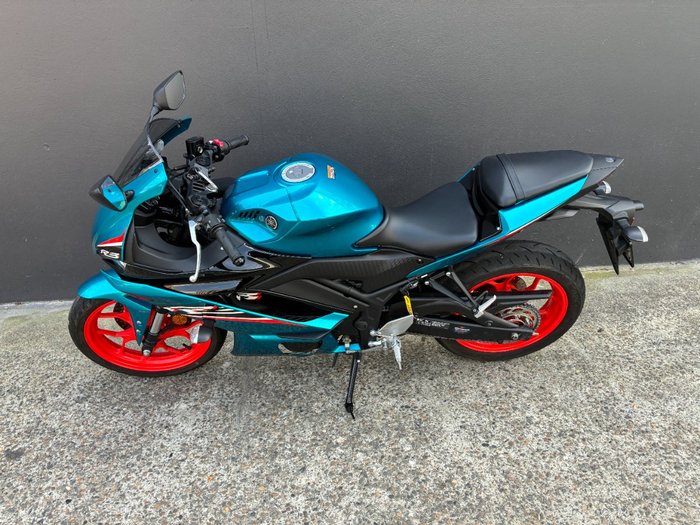 2020 Yamaha YZF-R3 BLUE