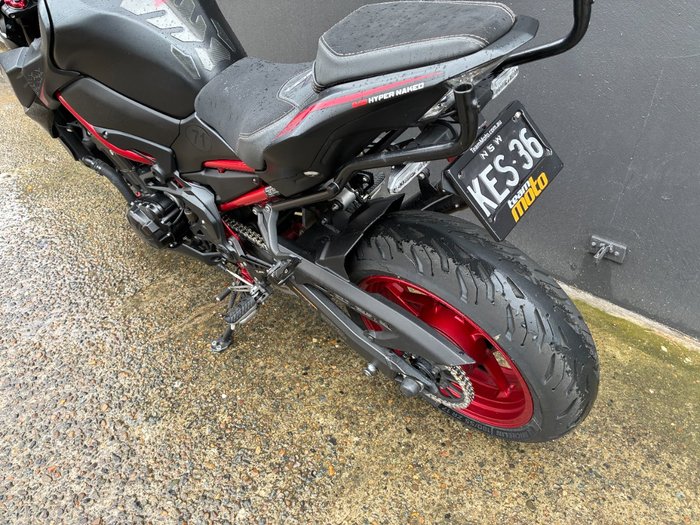2021 Kawasaki Z900 SUPERNAKED (ZR900) GREY