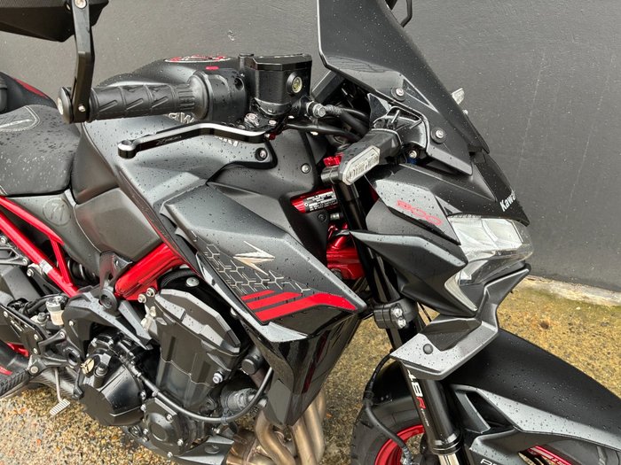 2021 Kawasaki Z900 SUPERNAKED (ZR900) GREY