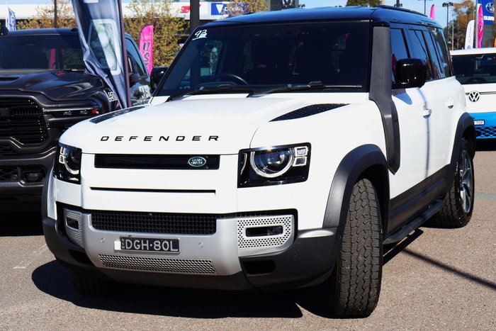 2022 Land Rover Defender 110 D300 SE L663 MY23 AWD