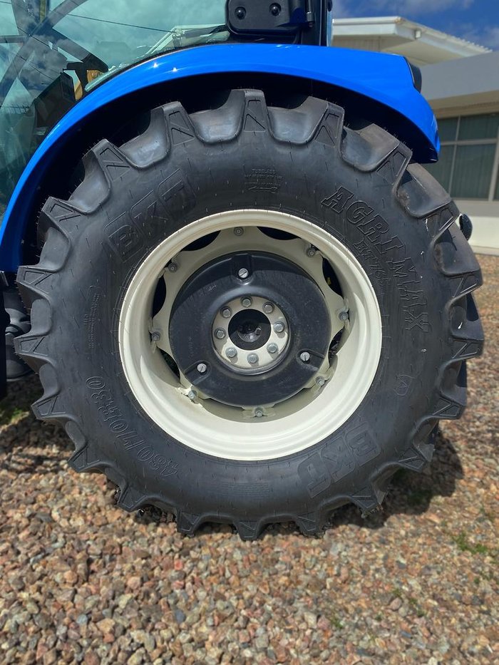 New Holland T4.75S