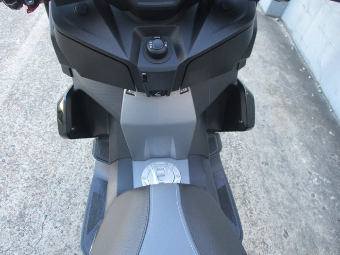 2021 BMW Motorrad C 400 X BLACK