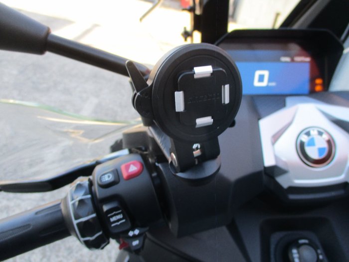 2021 BMW Motorrad C 400 X BLACK