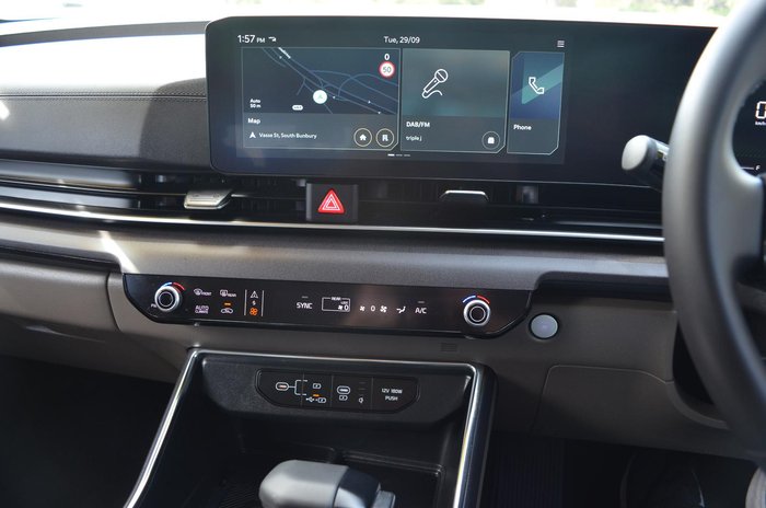 2024 Kia Carnival Sport