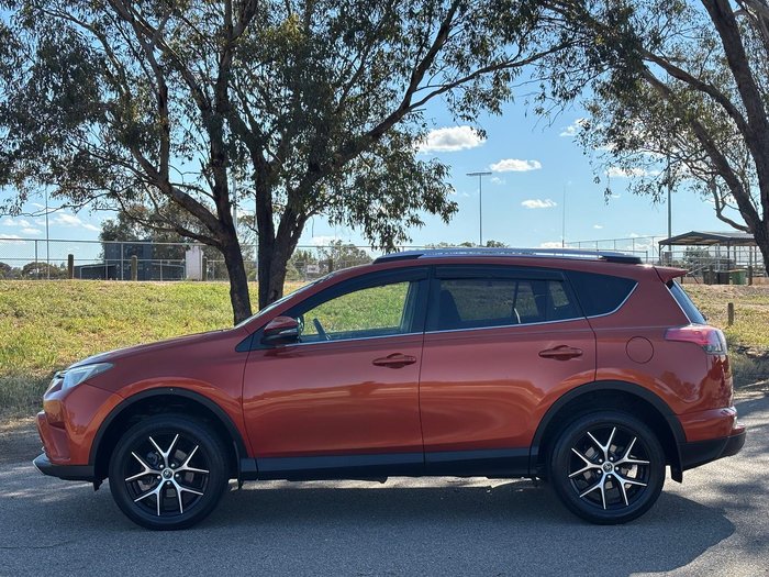 2016 Toyota RAV4 GXL