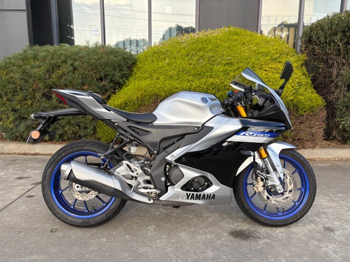 2023 Yamaha YZF-R15M Silver