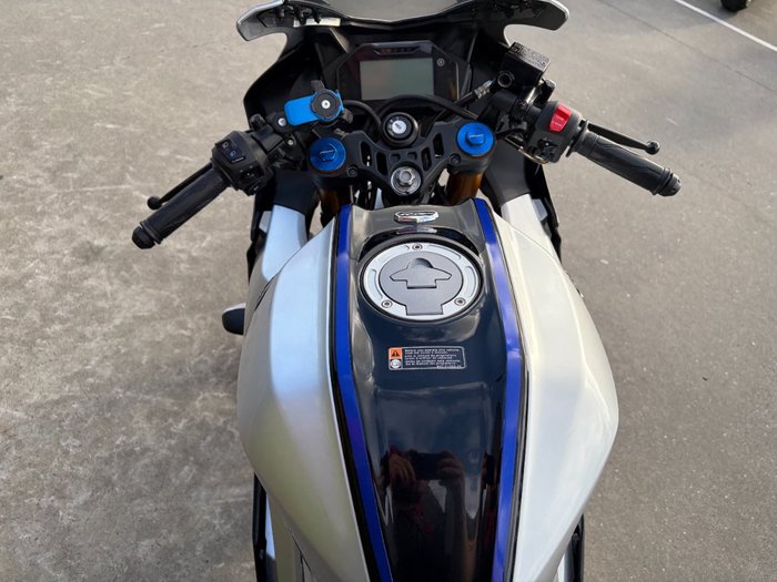 2023 Yamaha YZF-R15M Silver