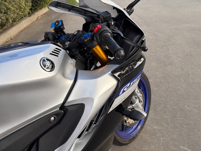 2023 Yamaha YZF-R15M Silver