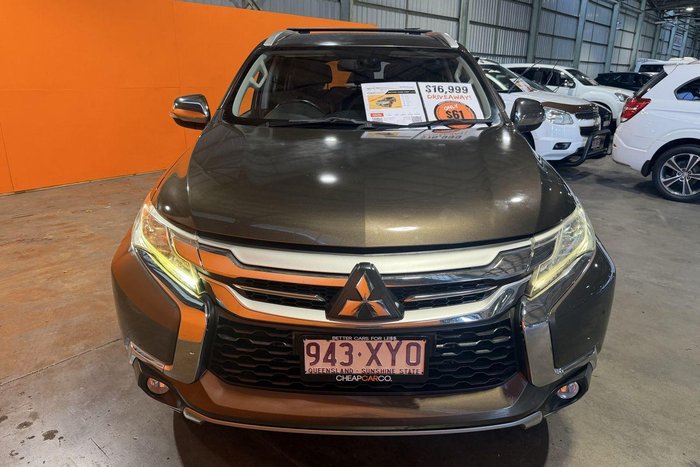 2016 Mitsubishi Pajero