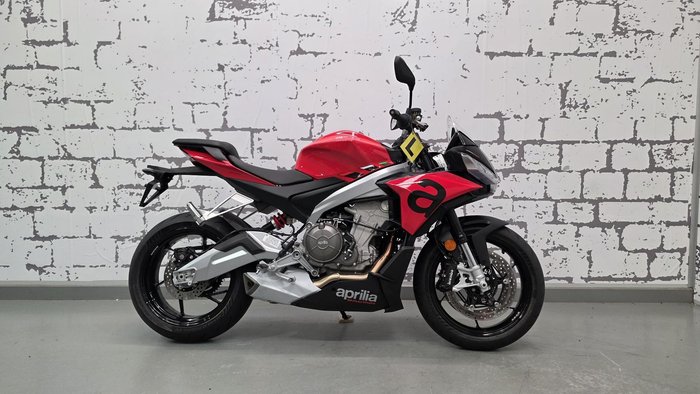 2023 Aprilia Tuono 660 LAMS Tuono Red