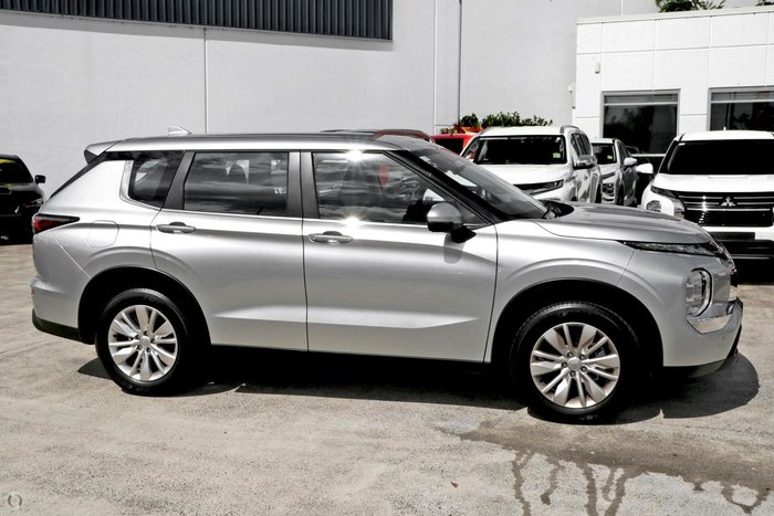 2026 Mitsubishi Outlander ES ZM MY26 Sterling Silver