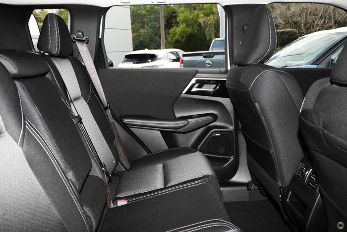 2026 Mitsubishi Outlander ES ZM MY26 White