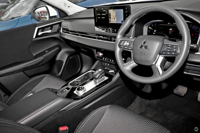 2026 Mitsubishi Outlander ES ZM MY26 White