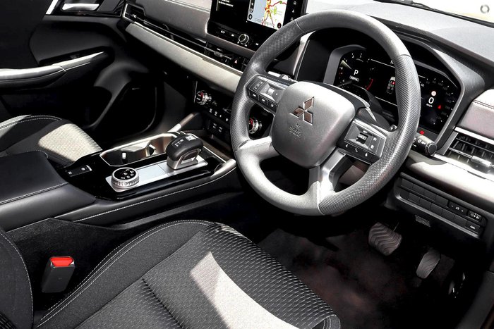 2026 Mitsubishi Outlander ES ZM MY26 Graphite Grey