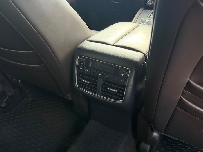 2019 Mazda CX-8 Asaki