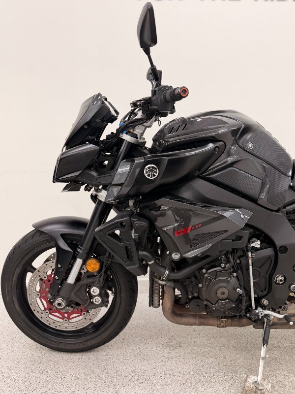 2017 YAMAHA MT-10 Black