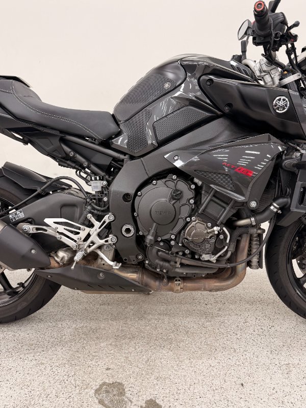 2017 YAMAHA MT-10 Black