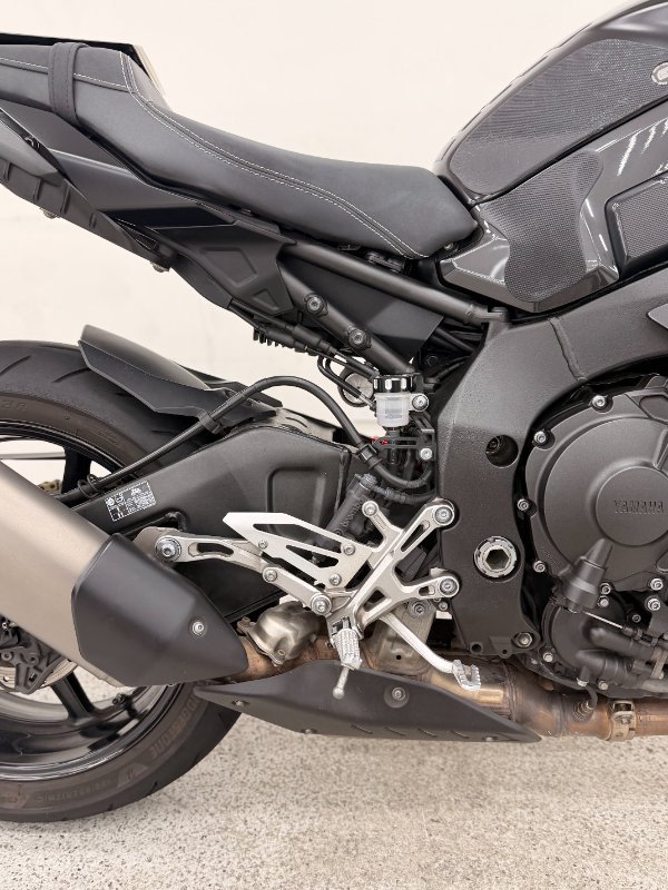 2017 YAMAHA MT-10 Black