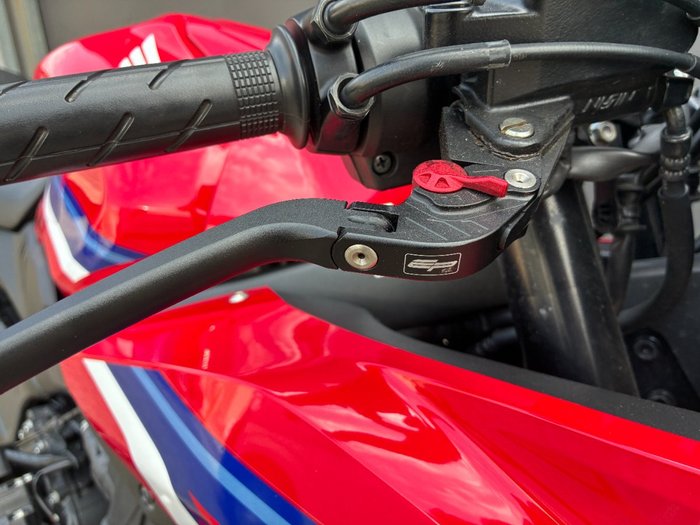 2025 Honda CBR650RAC R