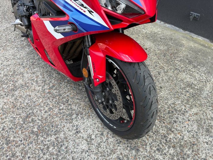 2025 Honda CBR650RAC R