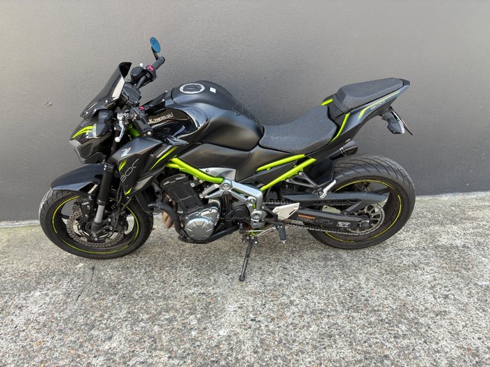2019 Kawasaki Z900 (ZR900) BLACK