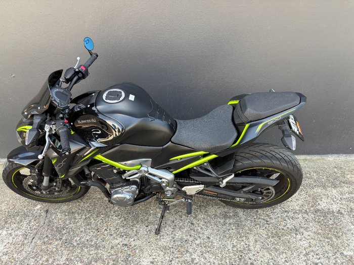 2019 Kawasaki Z900 (ZR900) BLACK