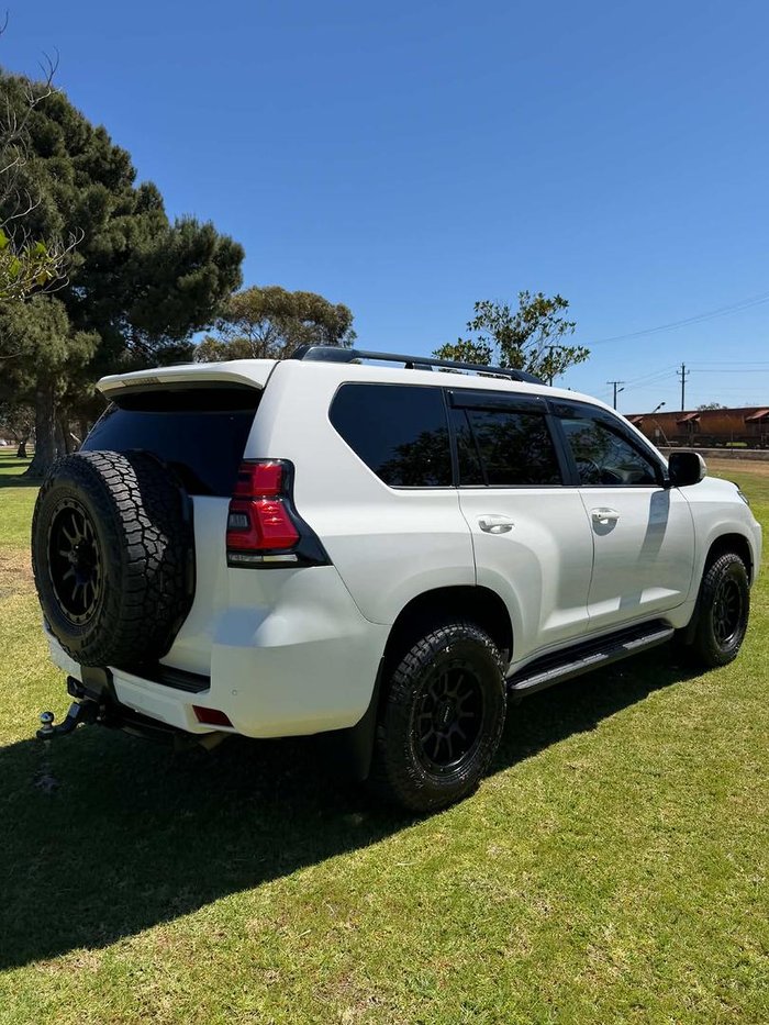 2023 Toyota Landcruiser Prado