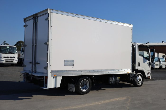 2022 Isuzu N Series