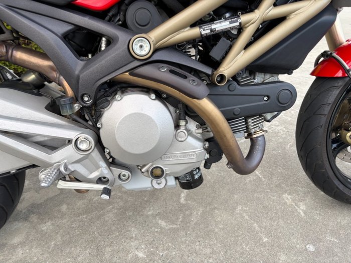 2013 DUCATI MONSTER 696 20th ANN Red