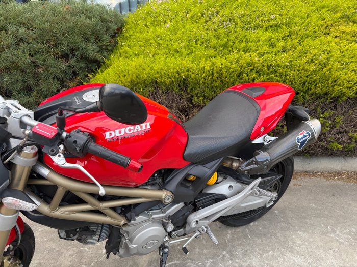 2013 DUCATI MONSTER 696 20th ANN Red
