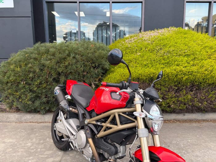 2013 DUCATI MONSTER 696 20th ANN Red
