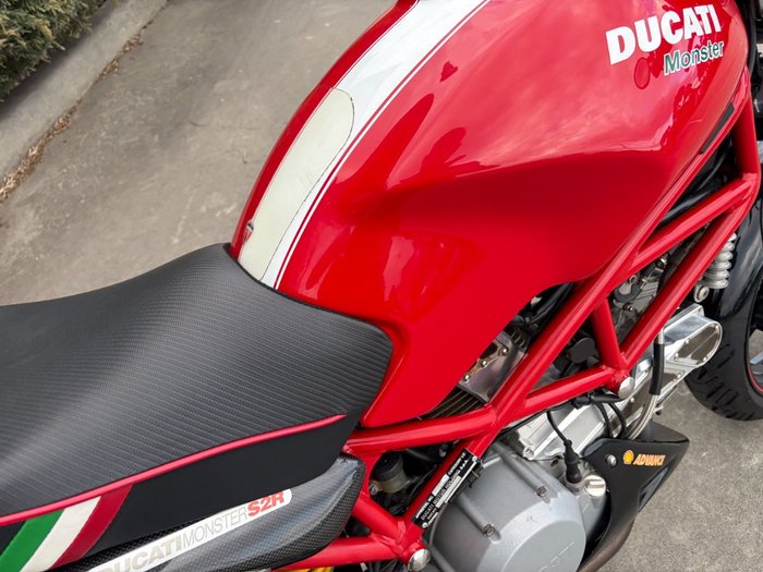 2006 DUCATI MONSTER S2R Red