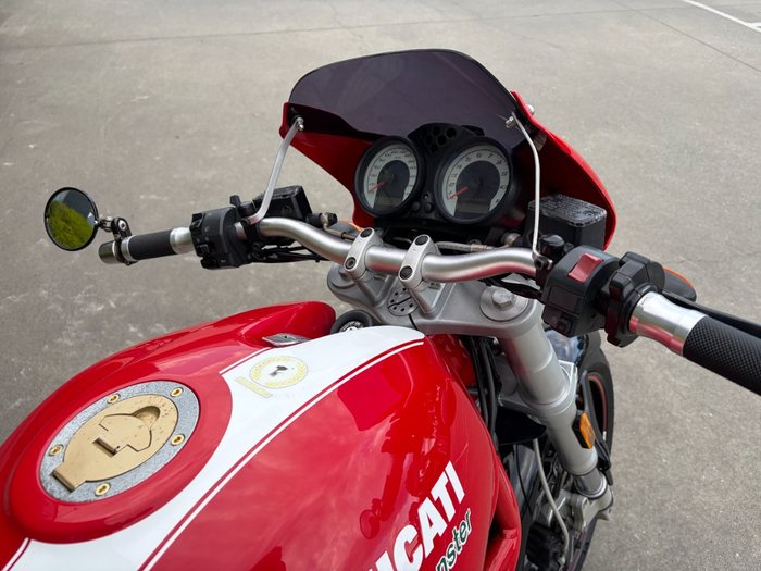 2006 DUCATI MONSTER S2R Red