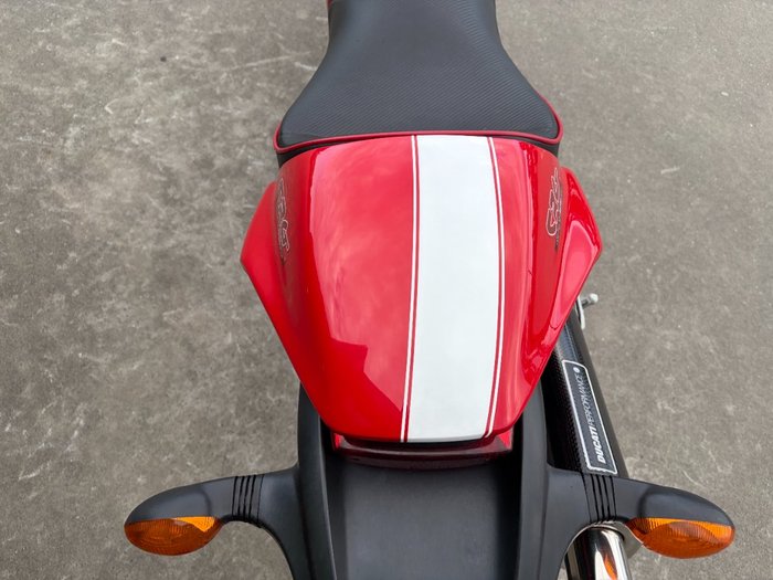 2006 DUCATI MONSTER S2R Red